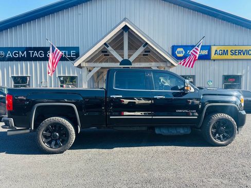 Used 2019 GMC Sierra 2500 Denali image 8