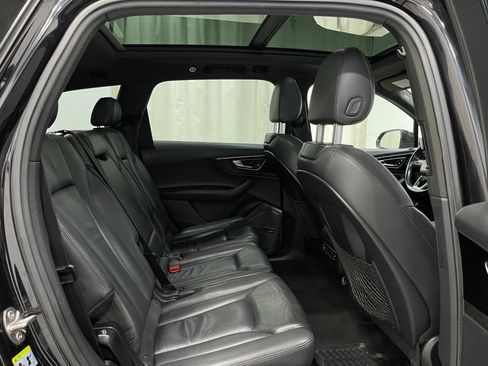 Used 2018 Audi Q7 3.0T Premium Plus w/ Premium Plus Package image 32