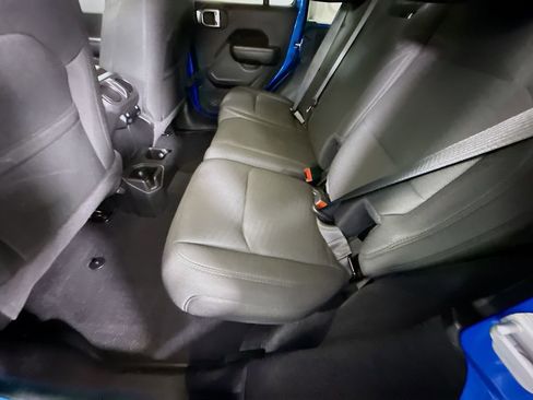 Used 2021 Jeep Wrangler Unlimited Sport image 26