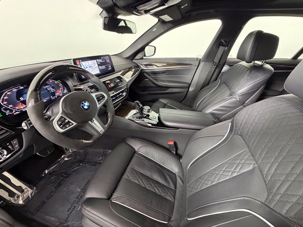 Used 2022 BMW M550i xDrive AWD/4WD image 4
