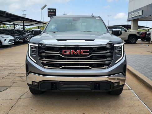 New 2026 GMC Sierra 1500 SLT w/ SLT Premium Plus Package image 9