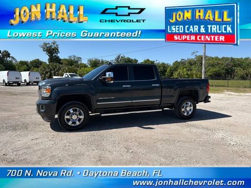 Used 2017 GMC Sierra 3500 Denali w/ Duramax Plus Package image 4