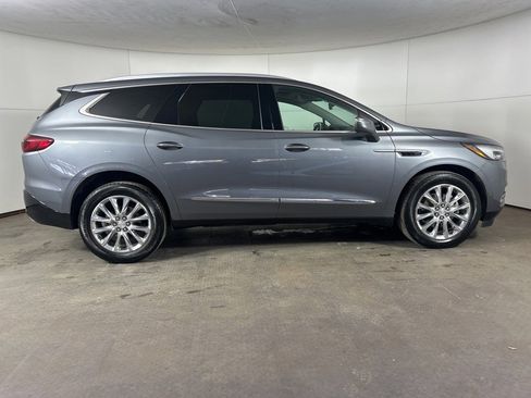 Used 2019 Buick Enclave Premium w/ Experience Buick Package image 8