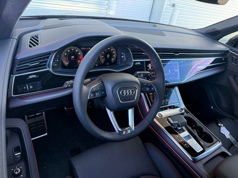 New 2026 Audi SQ7 Prestige AWD/4WD image 10