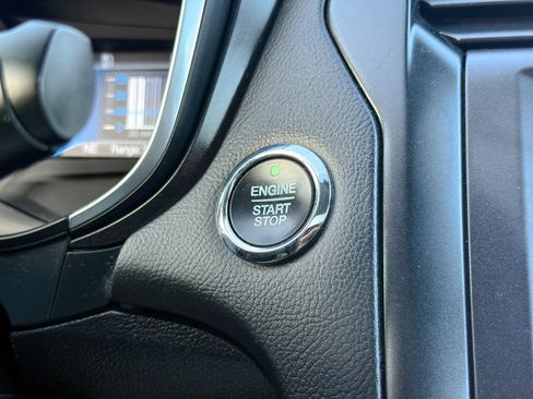 Used 2019 Ford Fusion Energi Titanium image 28