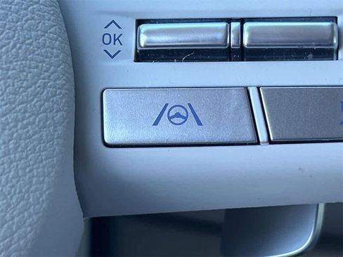 Used 2024 Hyundai Palisade Limited image 21