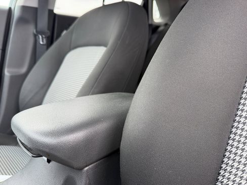 Used 2018 Hyundai Kona SEL image 15