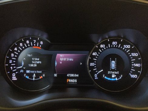 Used 2019 Lincoln MKC Reserve w/ MKC Technology Package FWD image 23