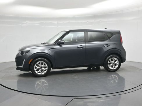 Used 2023 Kia Soul LX w/ Option Group 015 FWD image 28