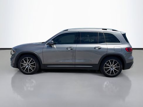 Used 2025 Mercedes-Benz GLB 35 AMG 4MATIC image 2