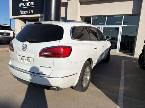 Used 2017 Buick Enclave Leather image 7