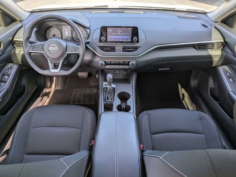 Used 2022 Nissan Altima 2.5 S FWD image 15