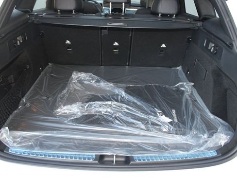 Used 2026 Mercedes-Benz GLC 300 4MATIC image 29