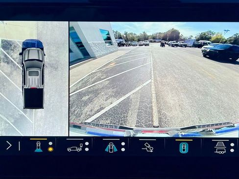 Used 2023 GMC Sierra 1500 Denali w/ Technology Package image 9