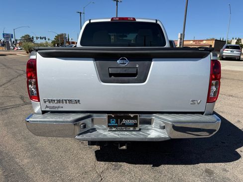 Used 2019 Nissan Frontier SV RWD image 7