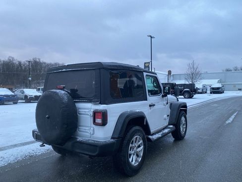 Used 2023 Jeep Wrangler Sport S image 2