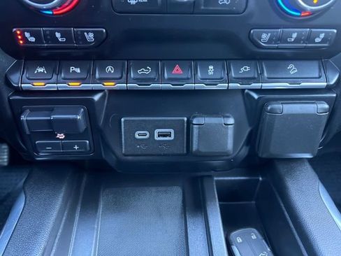 Used 2020 Chevrolet Silverado 1500 LTZ w/ LTZ Plus Package image 32