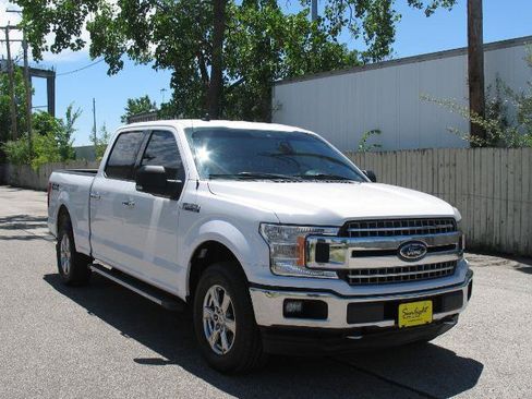 Used 2020 Ford F150 XLT w/ Equipment Group 302A Luxury AWD/4WD image 2