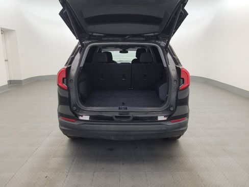 Used 2022 GMC Terrain SLE w/ Driver Convenience Package FWD image 29