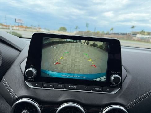 Used 2025 Nissan Sentra SV image 17