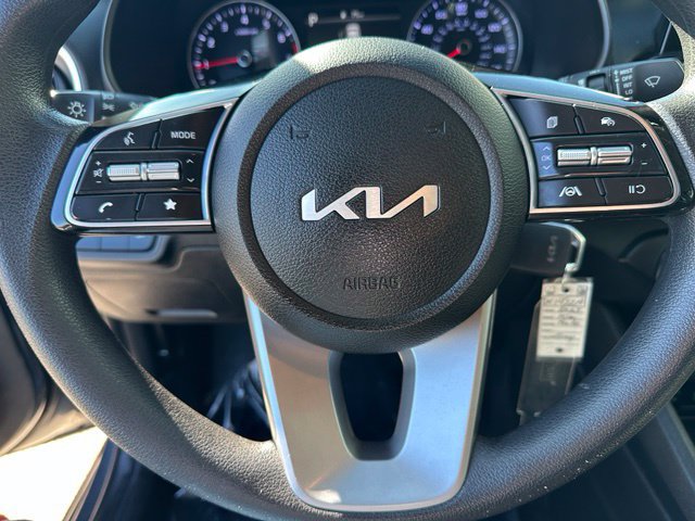 Used 2023 Kia Forte LXS w/ LXS Technology Package FWD image 28