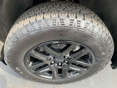 Certified 2023 Chevrolet Silverado 1500 RST image 31