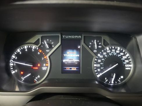 Used 2025 Toyota Tundra SR5 w/ SR5 Premium Package AWD/4WD image 14