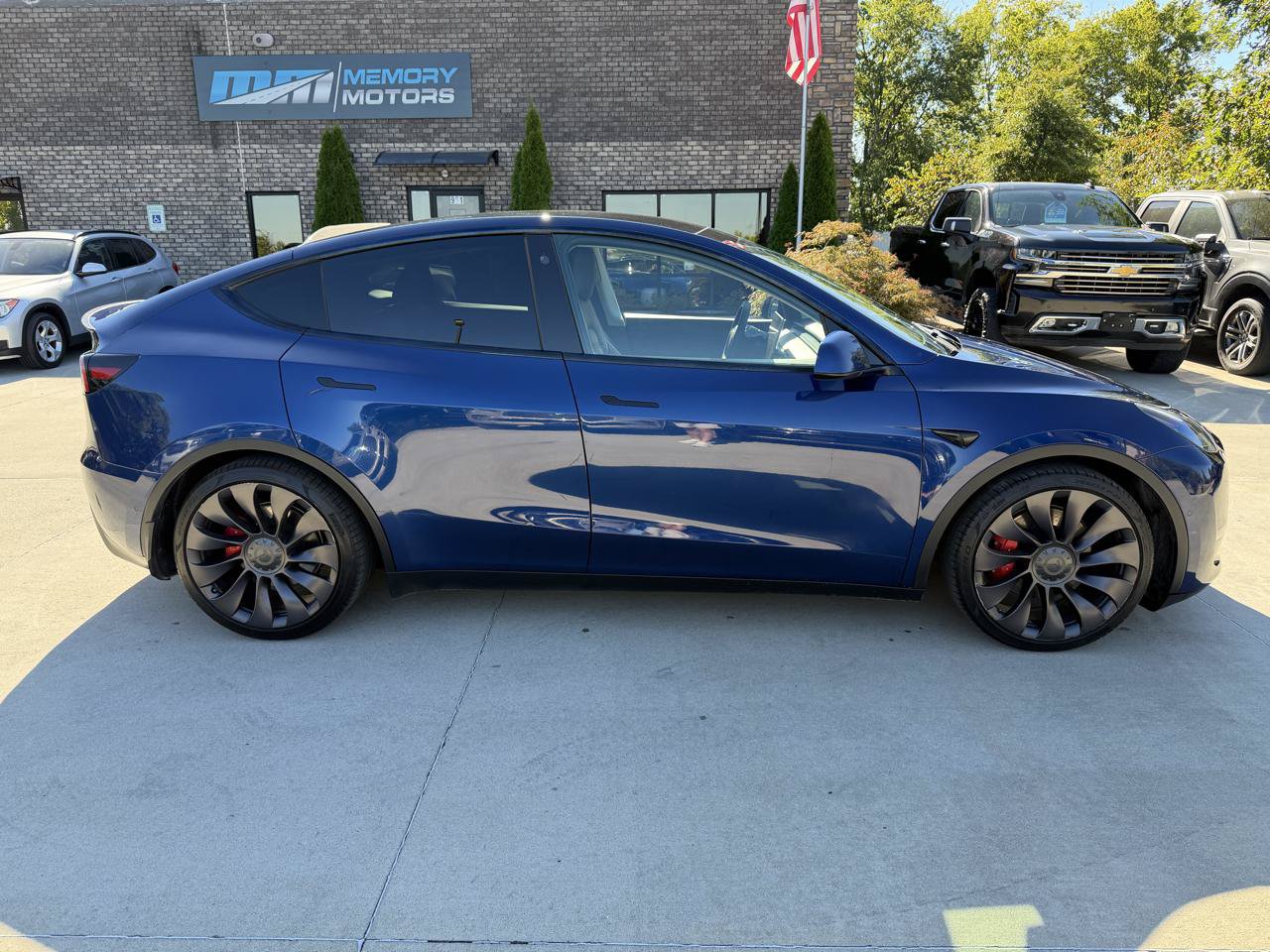 Used 2021 Tesla Model Y Performance AWD/4WD image 4