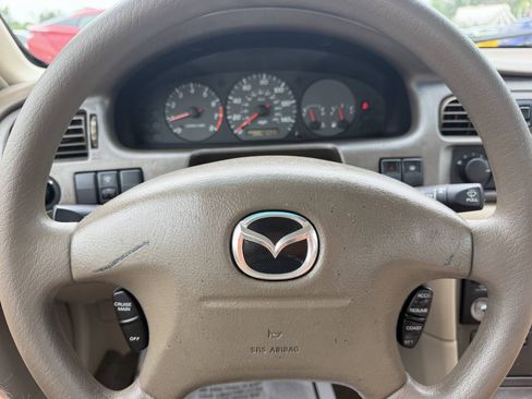 Used 2002 MAZDA 626 FWD image 22