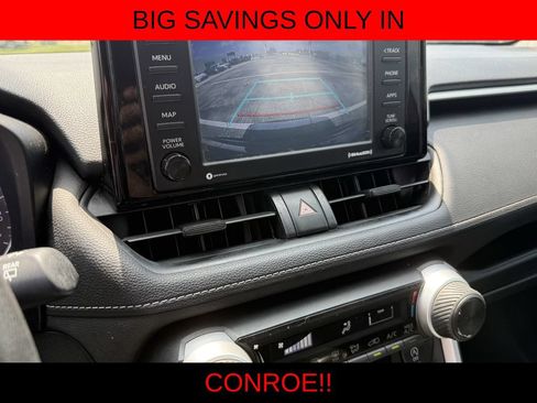 Used 2021 Toyota RAV4 LE AWD/4WD image 21
