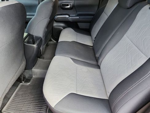 Used 2023 Toyota Tacoma TRD Sport w/ Advanced Technology Package image 13