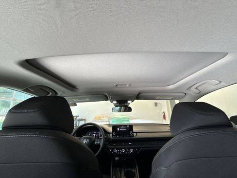 Used 2023 Honda Accord EX image 16