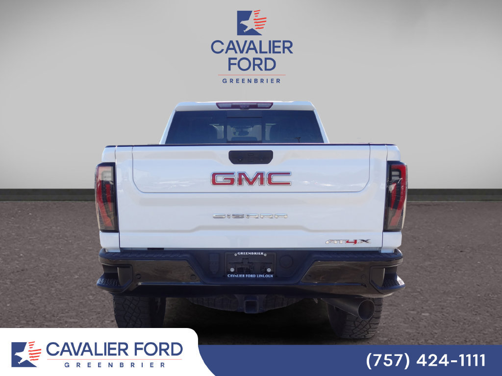 Used 2024 GMC Sierra 2500 AT4X AWD/4WD image 3