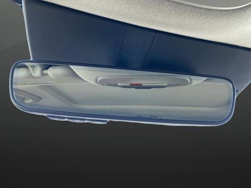 New 2026 Kia Niro EX FWD image 13