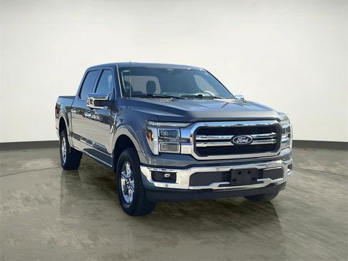 Certified 2025 Ford F150 Lariat w/ FX4 Off-Road Package image 15