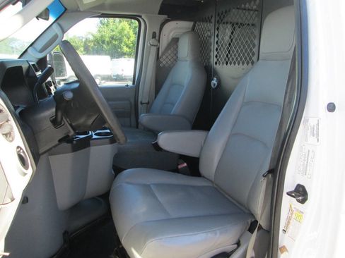 Used 2014 Ford E-150 and Econoline 150 image 15