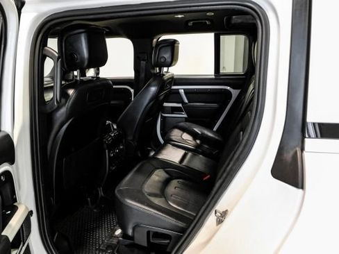 Used 2022 Land Rover Defender 110 X-Dynamic HSE AWD/4WD image 35