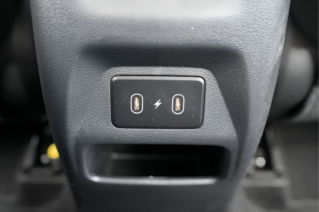 Certified 2026 Hyundai Venue SEL FWD image 17