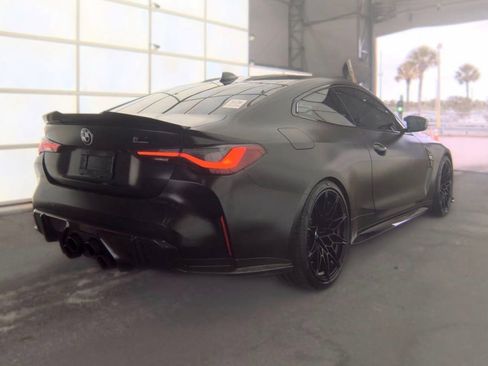 Used 2022 BMW M4 xDrive Competition w/ M Carbon Exterior Package AWD/4WD image 4