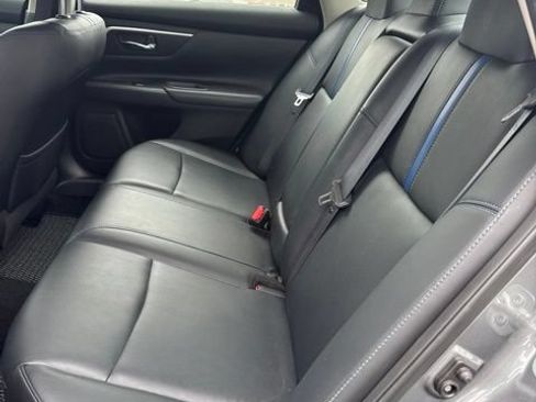 Used 2018 Nissan Altima 2.5 SR w/ SR Special Edition FWD image 10