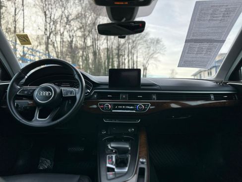 Used 2019 Audi A4 2.0T Premium FWD image 9