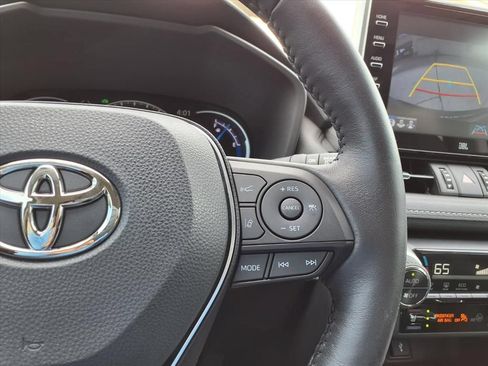 Used 2022 Toyota RAV4 Limited AWD/4WD image 30