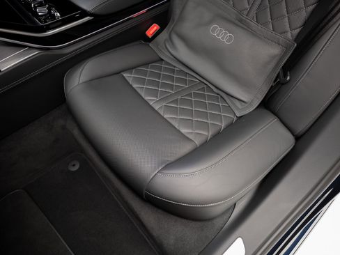 Used 2024 Audi S8 image 70