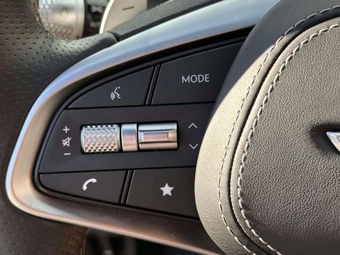 Used 2025 Genesis GV70 3.5T Sport image 27