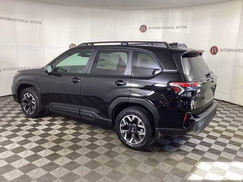 Used 2026 Subaru Forester Premium AWD/4WD image 6