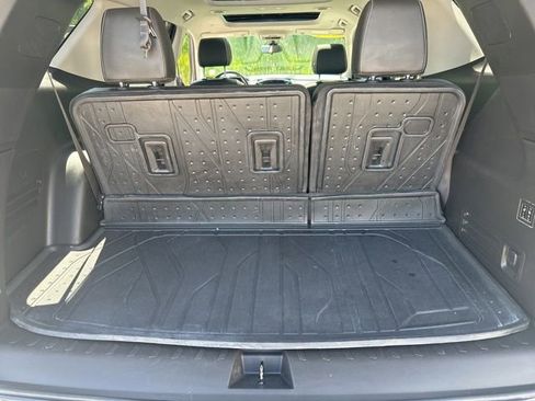 Used 2021 Chevrolet Traverse High Country AWD/4WD image 58