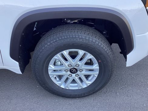New 2026 Toyota Tundra SR5 image 13