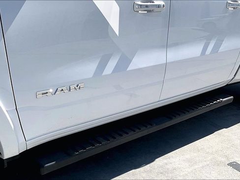 Certified 2022 RAM 1500 Laramie AWD/4WD image 32