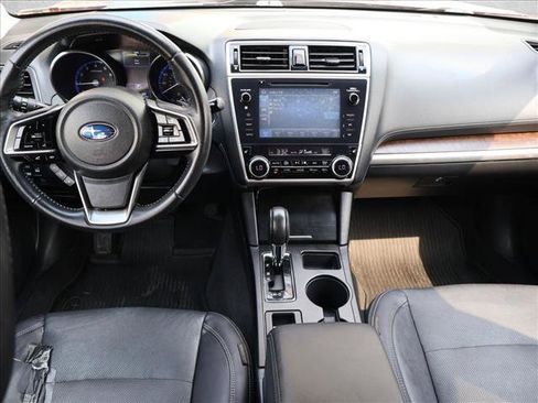 Used 2018 Subaru Outback 3.6R Limited AWD/4WD image 24
