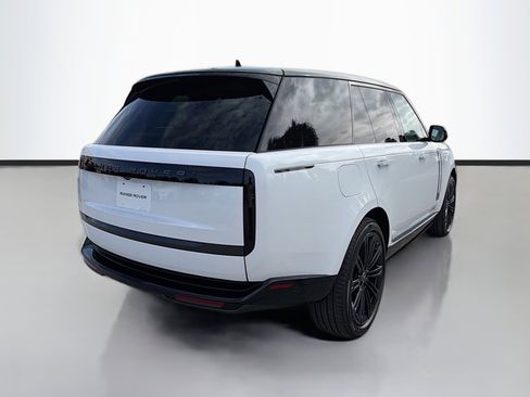 New 2025 Land Rover Range Rover SE image 5